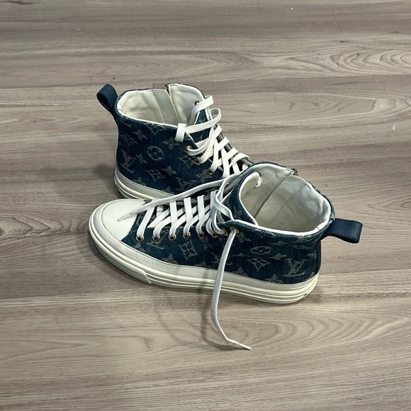Louis Vuitton Denim Sneakers 100% Authentic - Picture 2 of 6